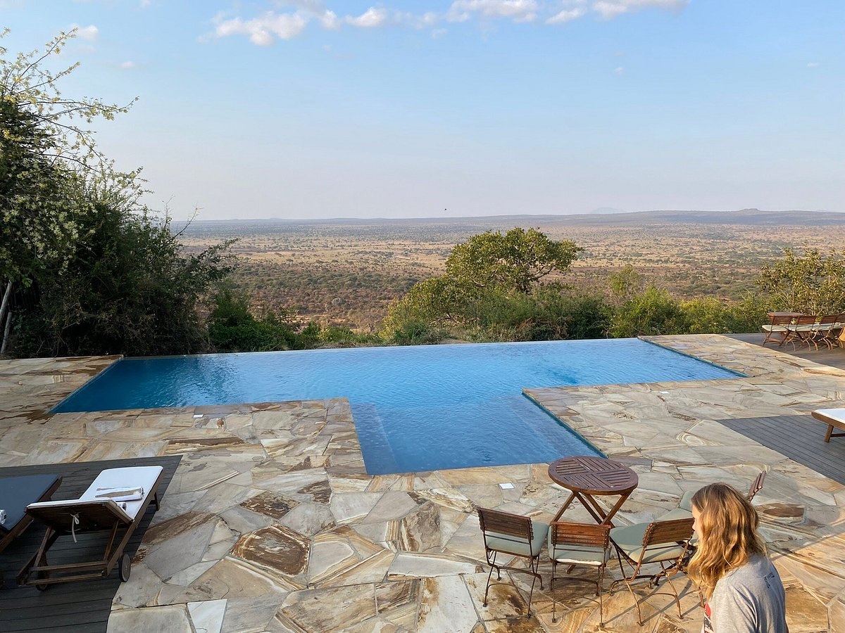 Lemala-Mpingo-Ridge-Lodge-Facilities-Swimming-Pool